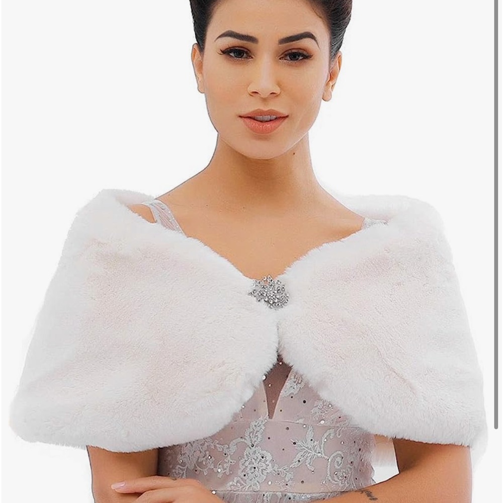 Fur Bridal Wrap